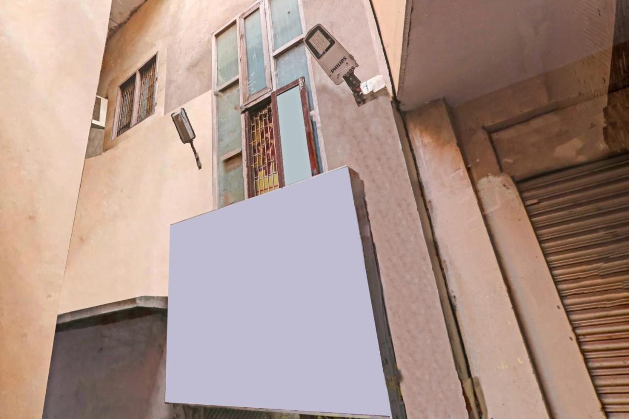 Oyo 82407 K Shree Guest House พาราณสี ภายนอก รูปภาพ