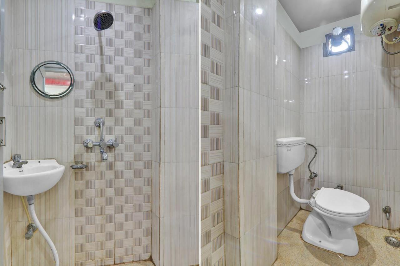 Oyo 82407 K Shree Guest House พาราณสี ภายนอก รูปภาพ